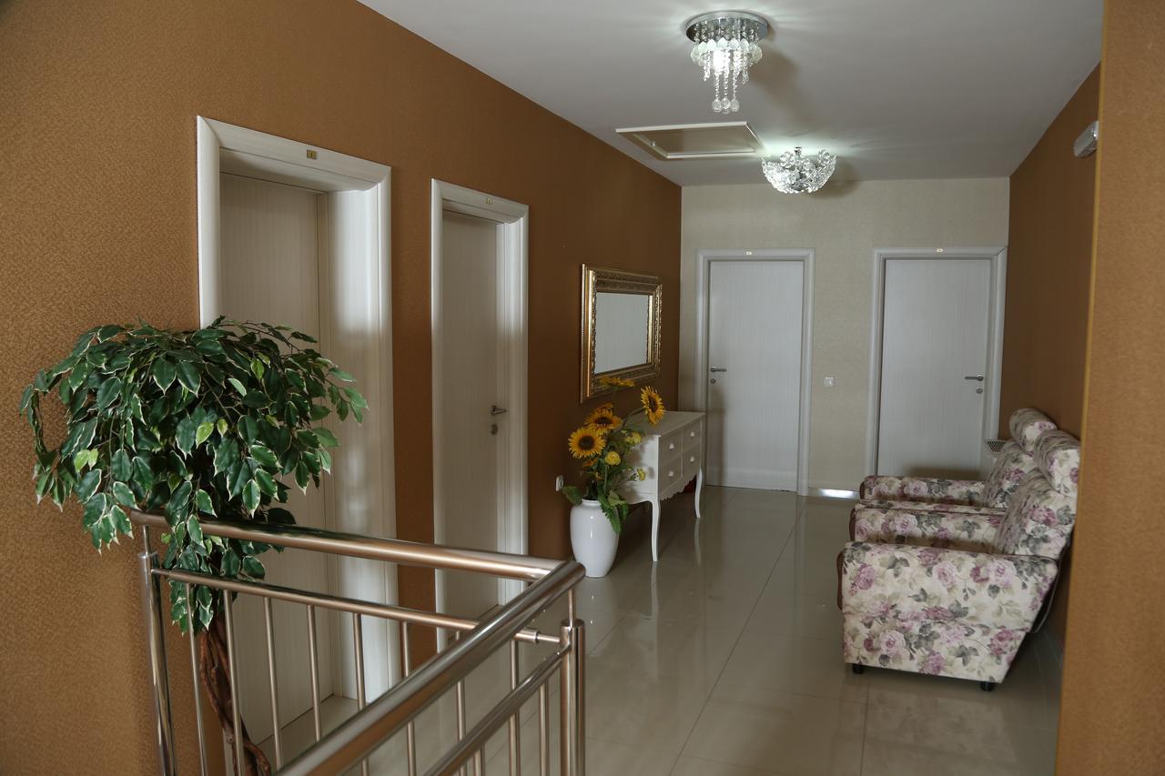 B&B Vila Bela Ruza สเรมสกา มิโตรวิตซา ภายนอก รูปภาพ